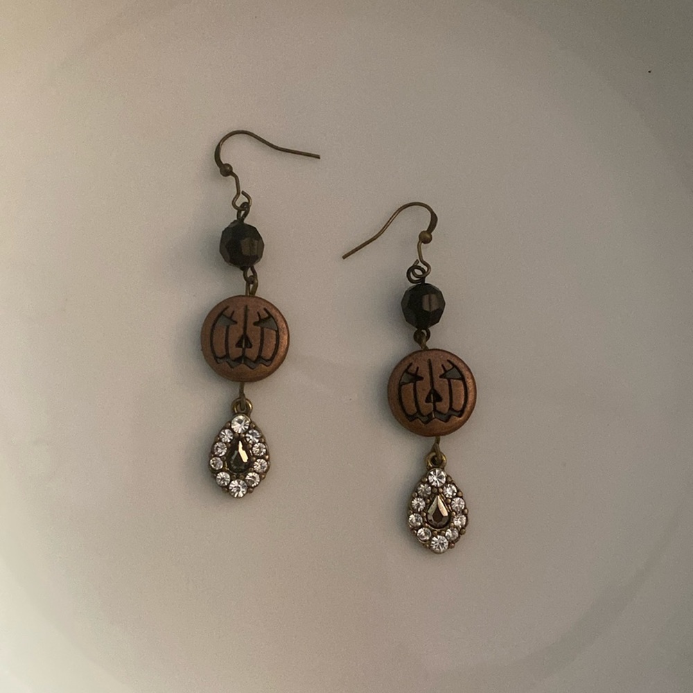 Halloween Earrings - Picture 2 of 2